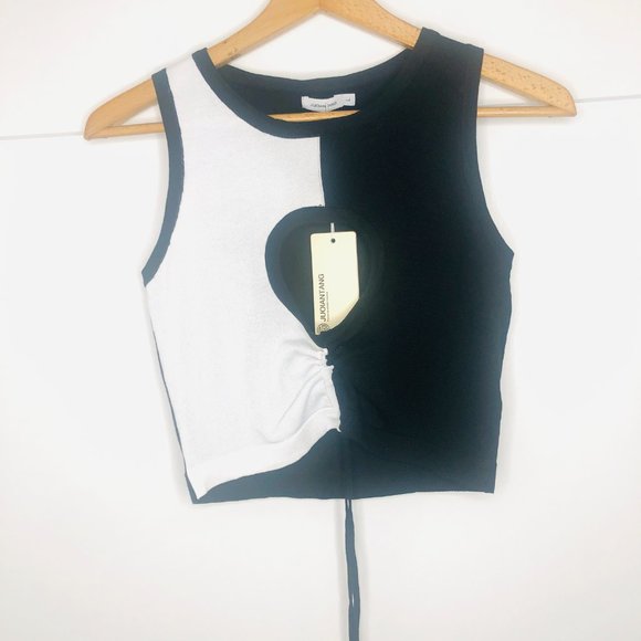 Womens Black and White Knit Crop Top Size L Large Cut Out Summer Light NWT - Picture 2 of 8